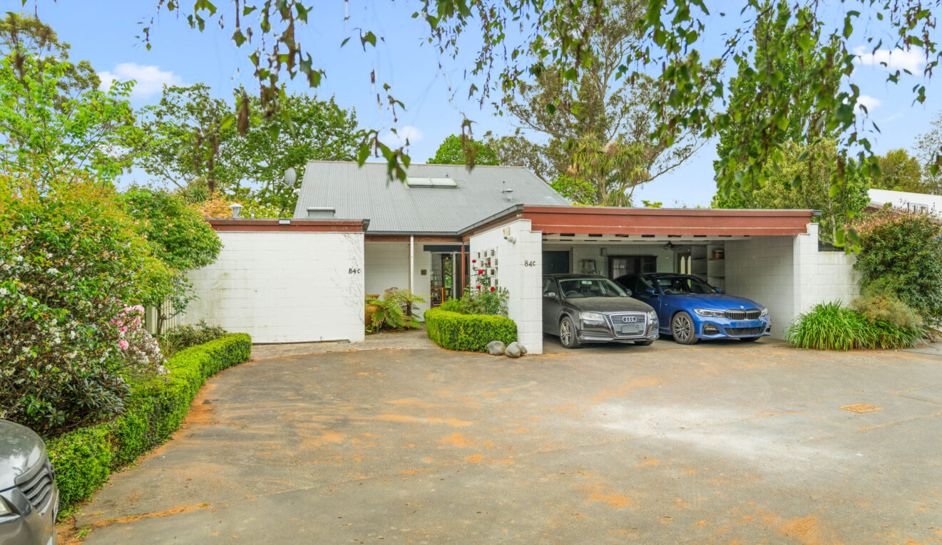 C/84 Avonhead Road, Avonhead, Christchurch,  New Zealand