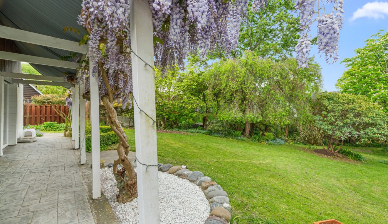 C/84 Avonhead Road, Avonhead, Christchurch,  New Zealand
