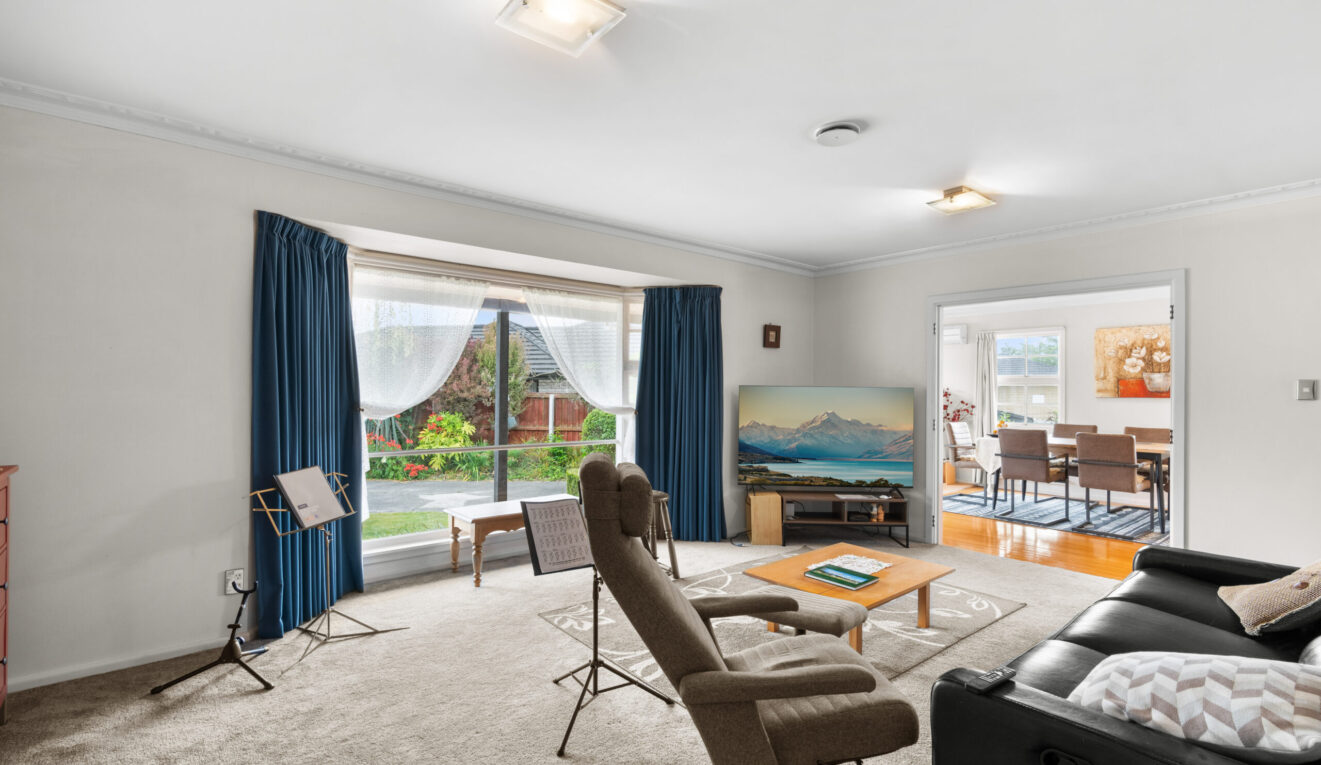 8 Kirkdale Place, Avonhead, Christchurch,  New Zealand 8042 New Zealand